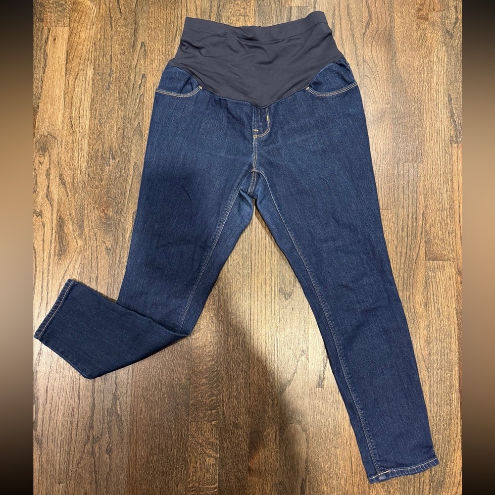 Full Panel skinny maternity jeans size 8 short